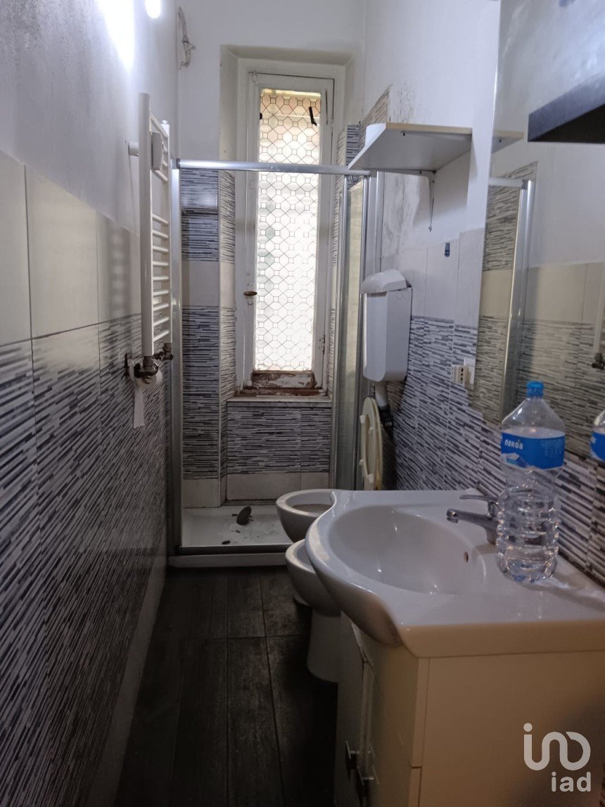 Appartamento 5 locali di 79 m² a Genova (16154)