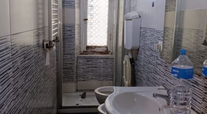 Appartamento 5 locali di 79 m² a Genova (16154)