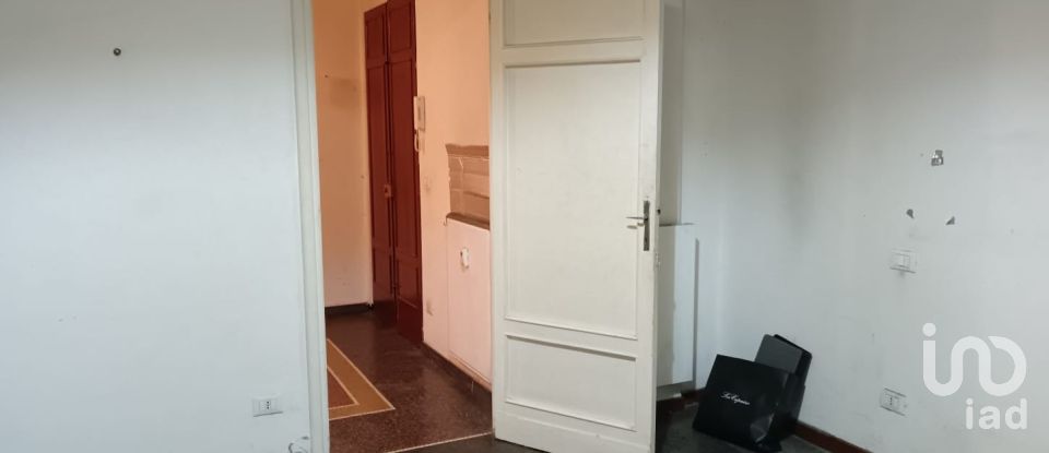 Appartamento 5 locali di 79 m² a Genova (16154)