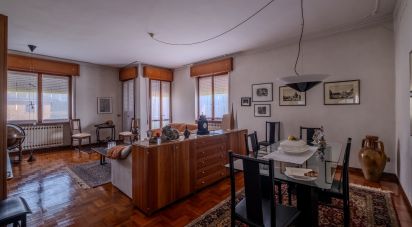 Casale 10 locali di 450 m² in Castiglione delle Stiviere (46043)