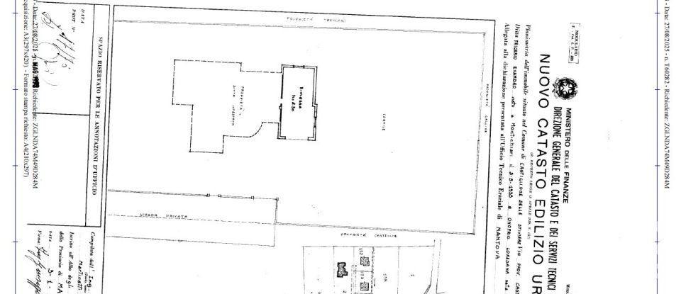 Casale 10 locali di 450 m² in Castiglione delle Stiviere (46043)