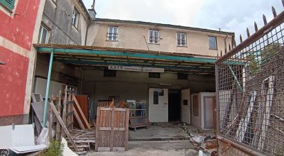 Negozio / locale commerciale di 757 m² in Genova (16152)