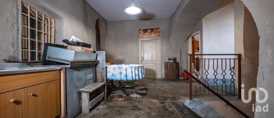 Costruzione di 650 m² in Cimego (38082)