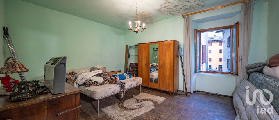 Palazzo / Stabile 10 locali di 450 m² a Cimego (38082)