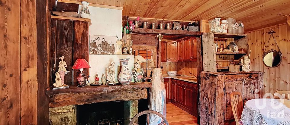 House 5 rooms of 172 m² in Nus (11020)