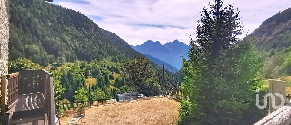 House 5 rooms of 172 m² in Nus (11020)