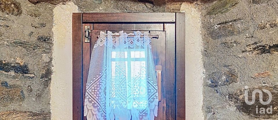 House 5 rooms of 172 m² in Nus (11020)