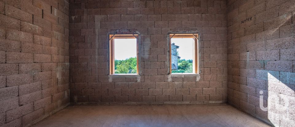 Traditional house 5 rooms of 100 m² in Solferino (46040)