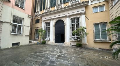 Negozio / locale commerciale di 120 m² in Genova (16123)