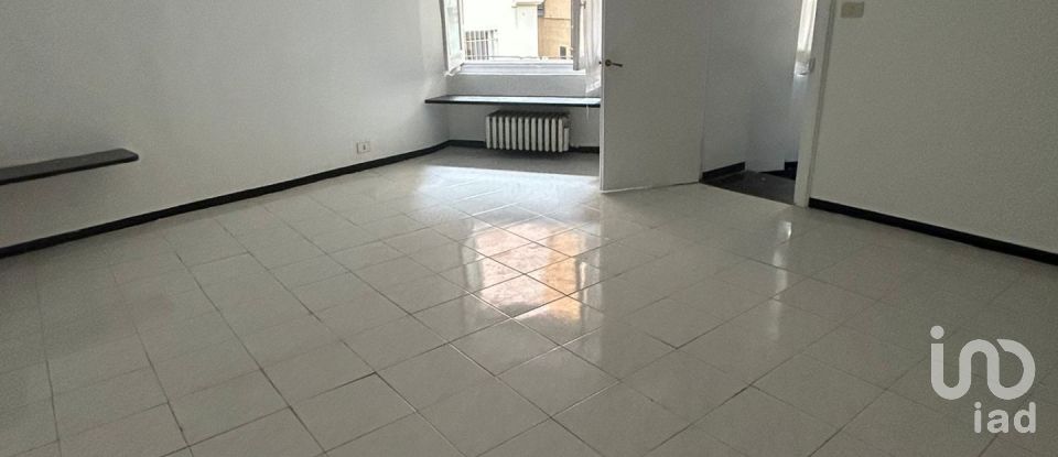 Negozio / locale commerciale di 120 m² in Genova (16123)