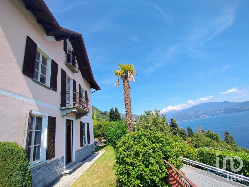 Villa storica 6 locali di 176 m² in Oggebbio (28824)