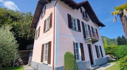 Villa storica 6 locali di 176 m² in Oggebbio (28824)