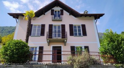 Villa storica 6 locali di 176 m² in Oggebbio (28824)