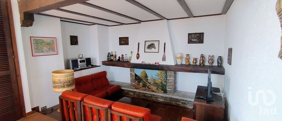 Villa storica 6 locali di 176 m² in Oggebbio (28824)