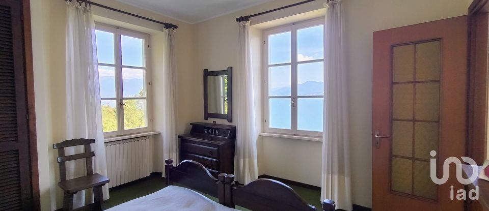 Villa storica 6 locali di 176 m² in Oggebbio (28824)