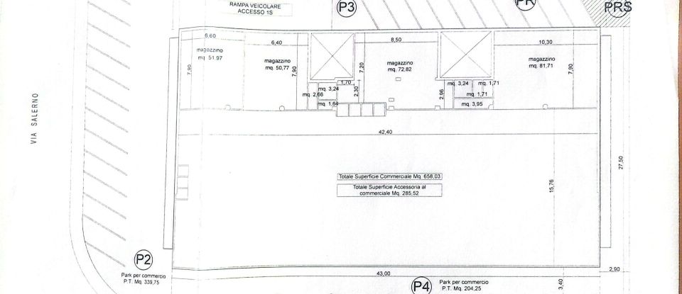 Negozio / locale commerciale di 2.187 m² in Giulianova (64021)