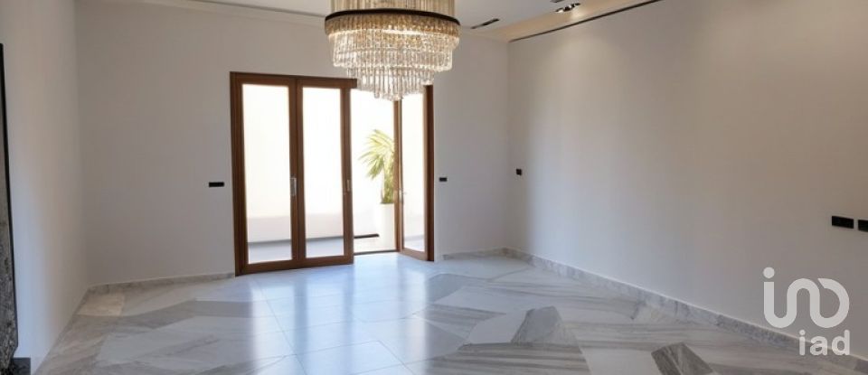 Three-room apartment of 90 m² in Agliana (51031)