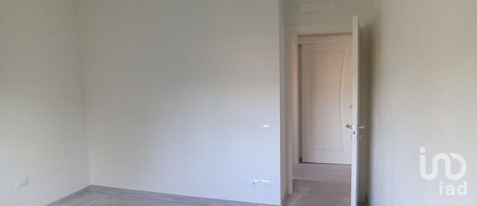 Three-room apartment of 90 m² in Agliana (51031)