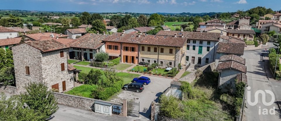 Villa a schiera 6 locali di 140 m² in Solferino (46040)
