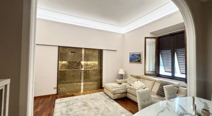 Appartamento 7 locali di 143 m² a Firenze (50144)