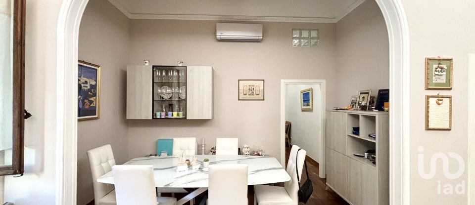 Appartamento 7 locali di 143 m² a Firenze (50144)