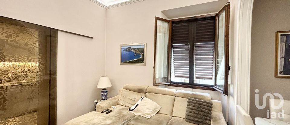 Appartamento 7 locali di 143 m² a Firenze (50144)