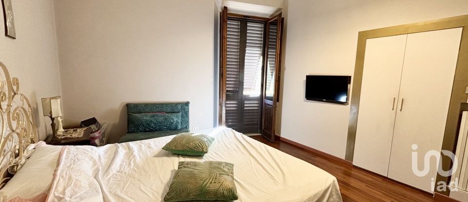 Appartamento 7 locali di 143 m² a Firenze (50144)