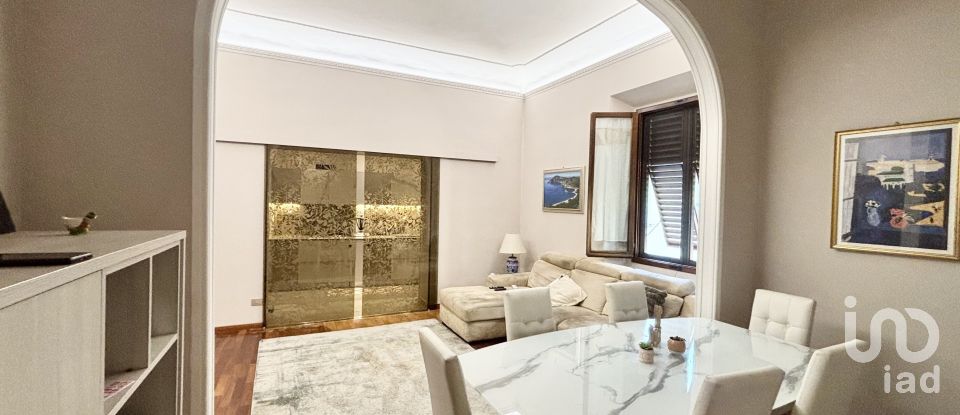 Appartamento 7 locali di 143 m² a Firenze (50144)