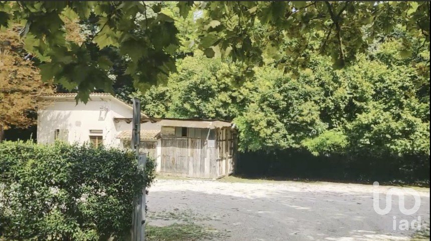 Land of 1,900 m² in San Zenone degli Ezzelini (31020)