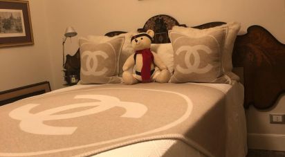 Appartamento 9 locali di 150 m² a Genova (16122)