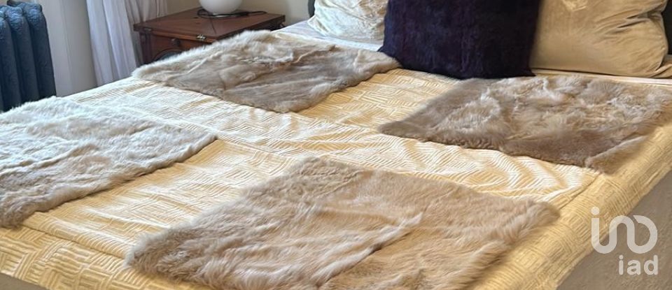 Apartment 9 rooms of 150 m² in Genova (16122)