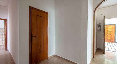 Appartamento 5 locali di 80 m² a Genova (16151)