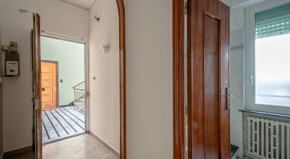 Appartamento 5 locali di 80 m² a Genova (16151)