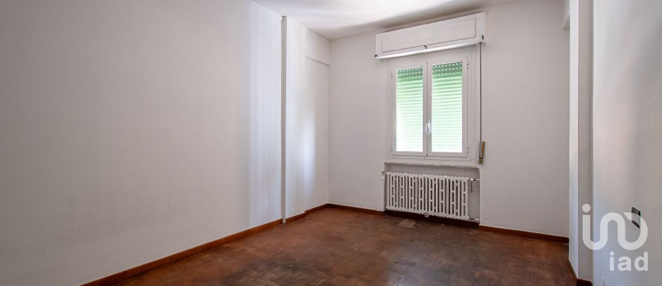 Appartamento 5 locali di 80 m² a Genova (16151)