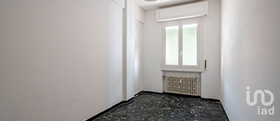 Appartamento 5 locali di 80 m² a Genova (16151)