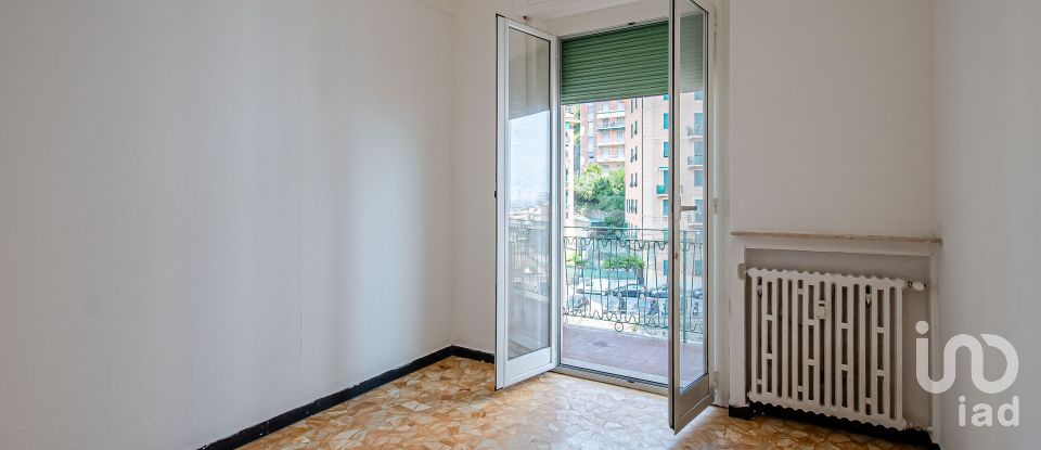 Appartamento 5 locali di 80 m² a Genova (16151)