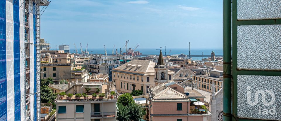 Appartamento 5 locali di 80 m² a Genova (16151)