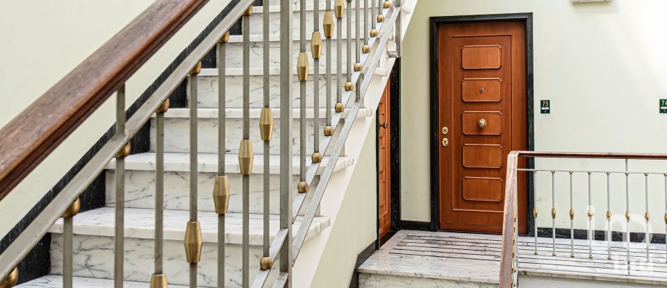 Appartamento 5 locali di 80 m² a Genova (16151)