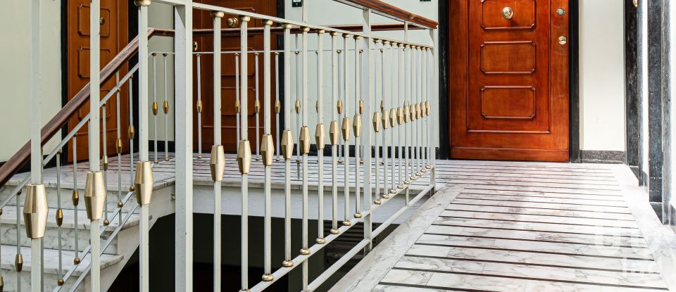 Appartamento 5 locali di 80 m² a Genova (16151)