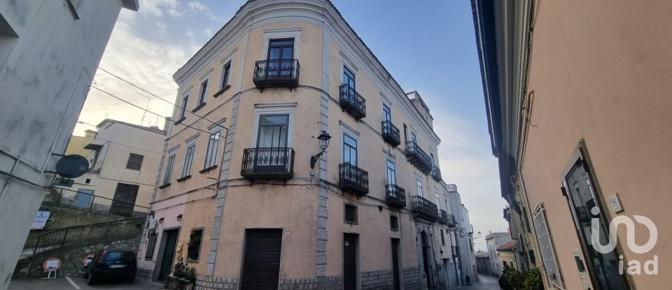 Appartamento 5 locali di 311 m² a Rotondella (75026)