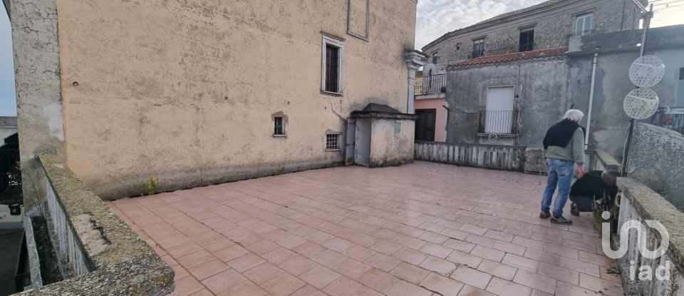 Appartamento 5 locali di 311 m² a Rotondella (75026)