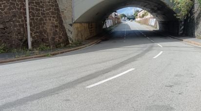 Negozio / locale commerciale di 161 m² in Genova (16155)