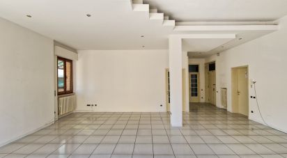 Appartamento 7 locali di 285 m² a Sant'Elpidio a Mare (63811)