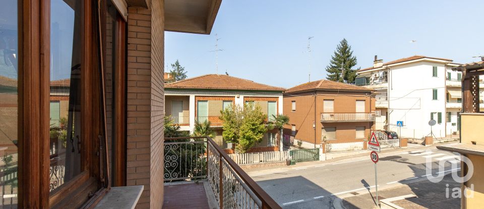 Appartamento 7 locali di 285 m² a Sant'Elpidio a Mare (63811)