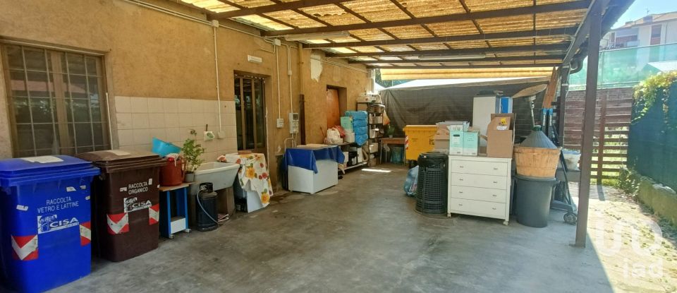 Shop / premises commercial of 105 m² in Germagnano (10070)