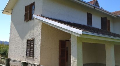 Casale 6 locali di 170 m² in Cartosio (15015)