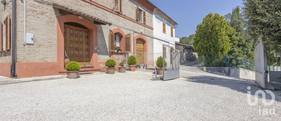 Casa indipendente 7 locali di 130 m² in Filottrano (60024)