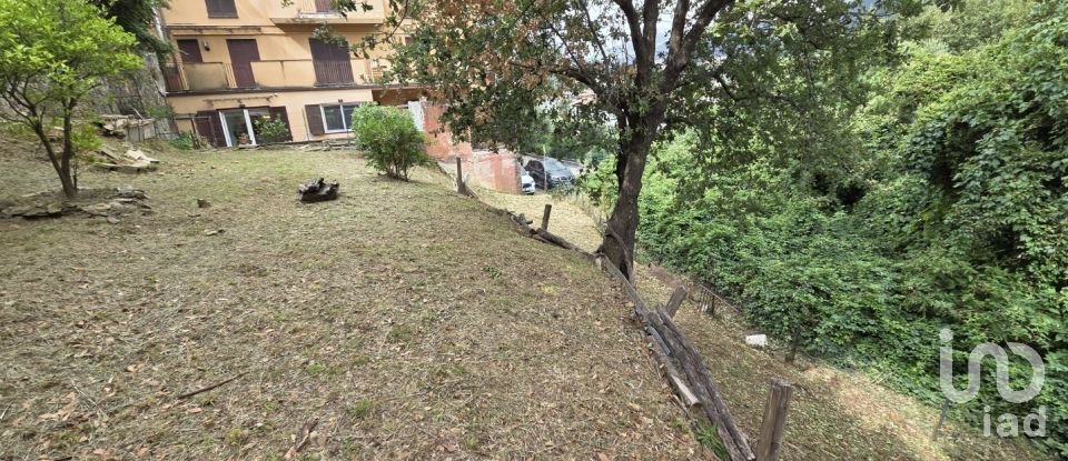 Appartamento 7 locali di 136 m² a Arenzano (16011)