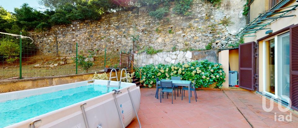 Appartamento 7 locali di 136 m² a Arenzano (16011)