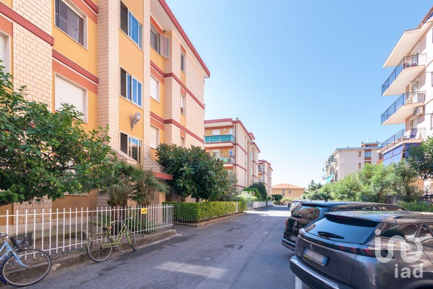 One-room apartment of 37 m² in Ceriale (17023)